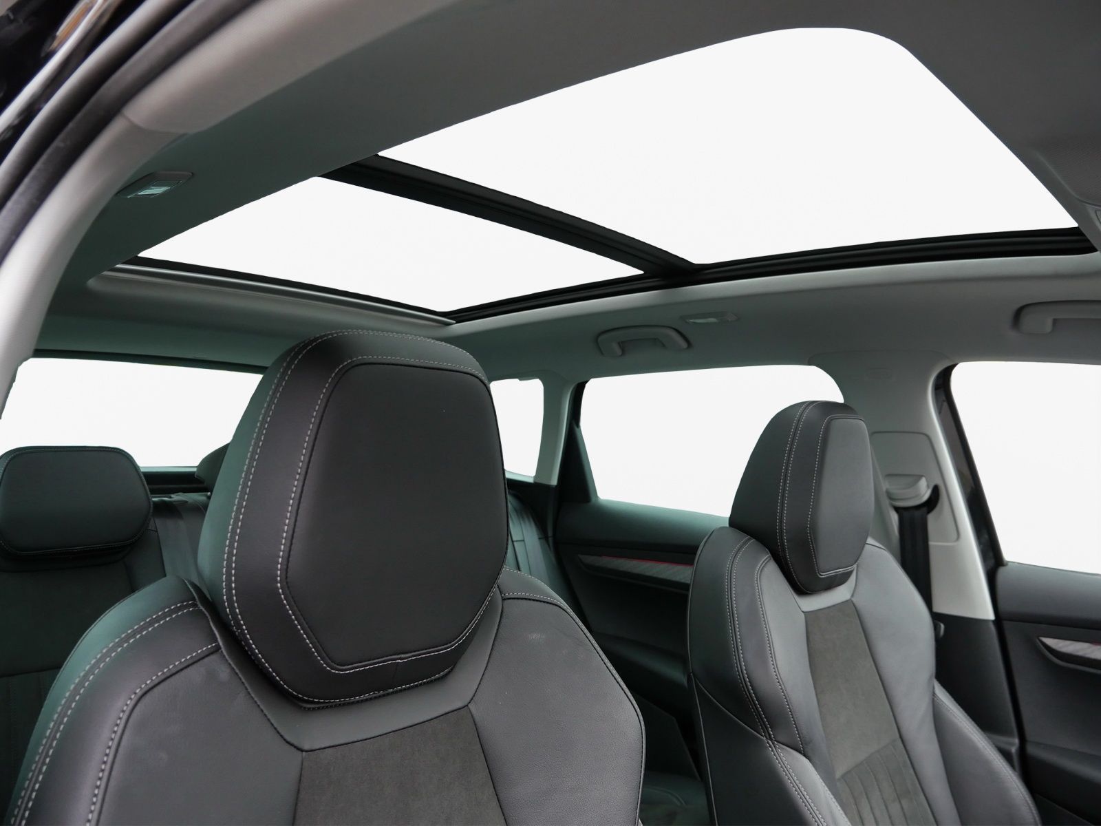 Skoda Karoq - Bild 10