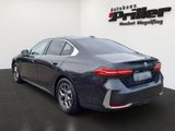 BMW 520i Limousine/HUD/Leder/Harman/Innovationspaket - BMW 5 Series aus 2024