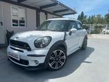 MINI COOPER SD COUNTRYMAN SD 2.0 - MINI Countryman Serie mit Halbautomatikschaltung