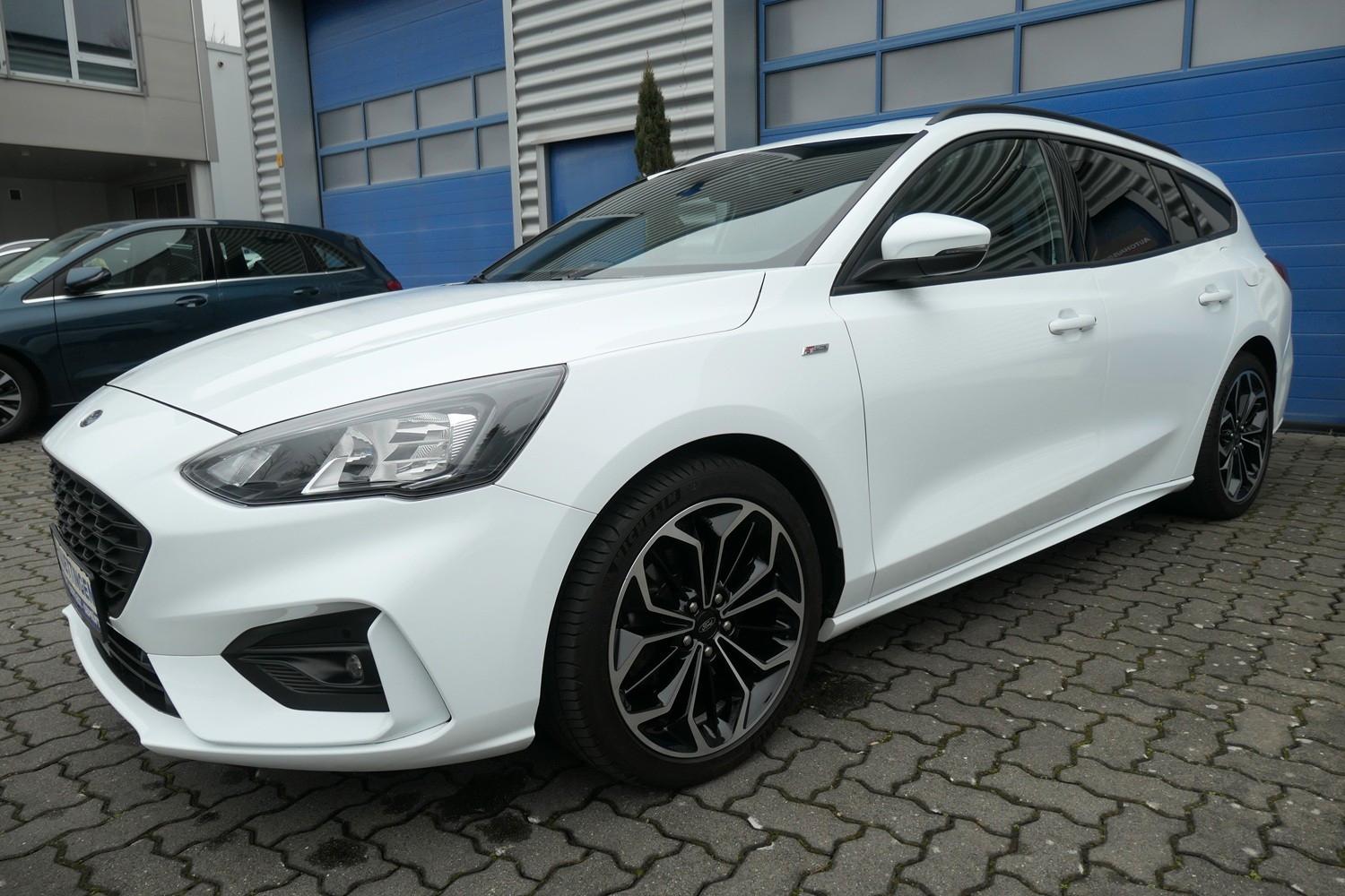 Ford Focus Turnier 1,5 ST-Line EcoBoost Top Zustand!