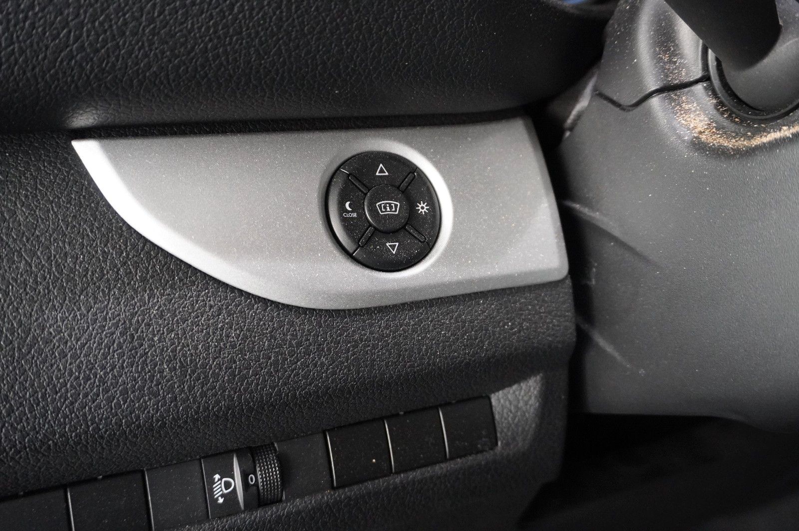 Fahrzeugabbildung Opel Zafira Life 2.0D EDITION "M" NAVI/KAMERA/HUD/AHK