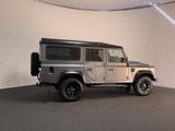 Land Rover Defender 2.2 110 SE Station Wagon - Land Rover Defender mit Anhängerkupplung