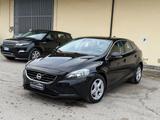Volvo V40 120CV D2 R-design 2017 EURO6 Neopatent - Volvo V40 Limousine R design mit Diesel-Antrieb