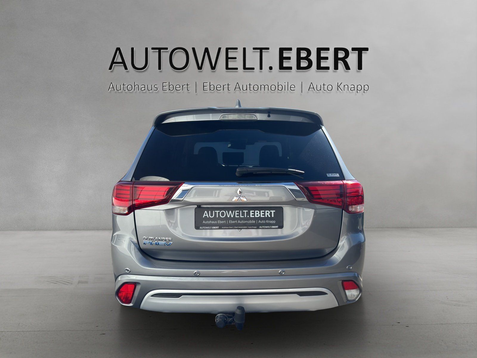 Fahrzeugabbildung Mitsubishi Outlander 2.4 PHEV Plug-in Hybrid Top 4WD/VOLL/