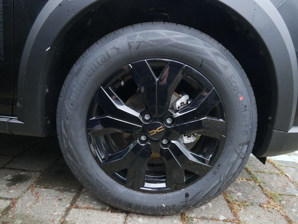 Fahrzeugabbildung Dacia Sandero Stepway Extreme TCe 110