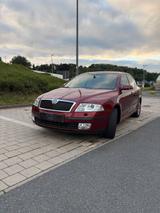 Skoda Octavia 2.0 FSI Elegance - Skoda Octavia: Fsi