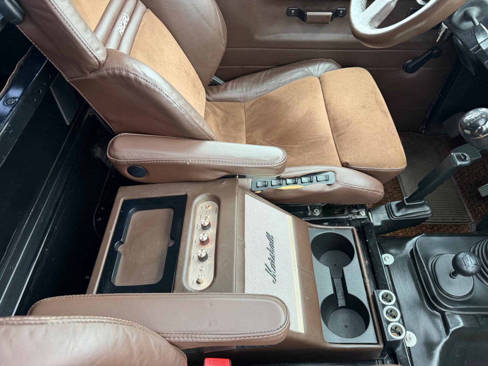 LAND ROVER DEFENDER 90 TD5 122CH STATION WAGON S