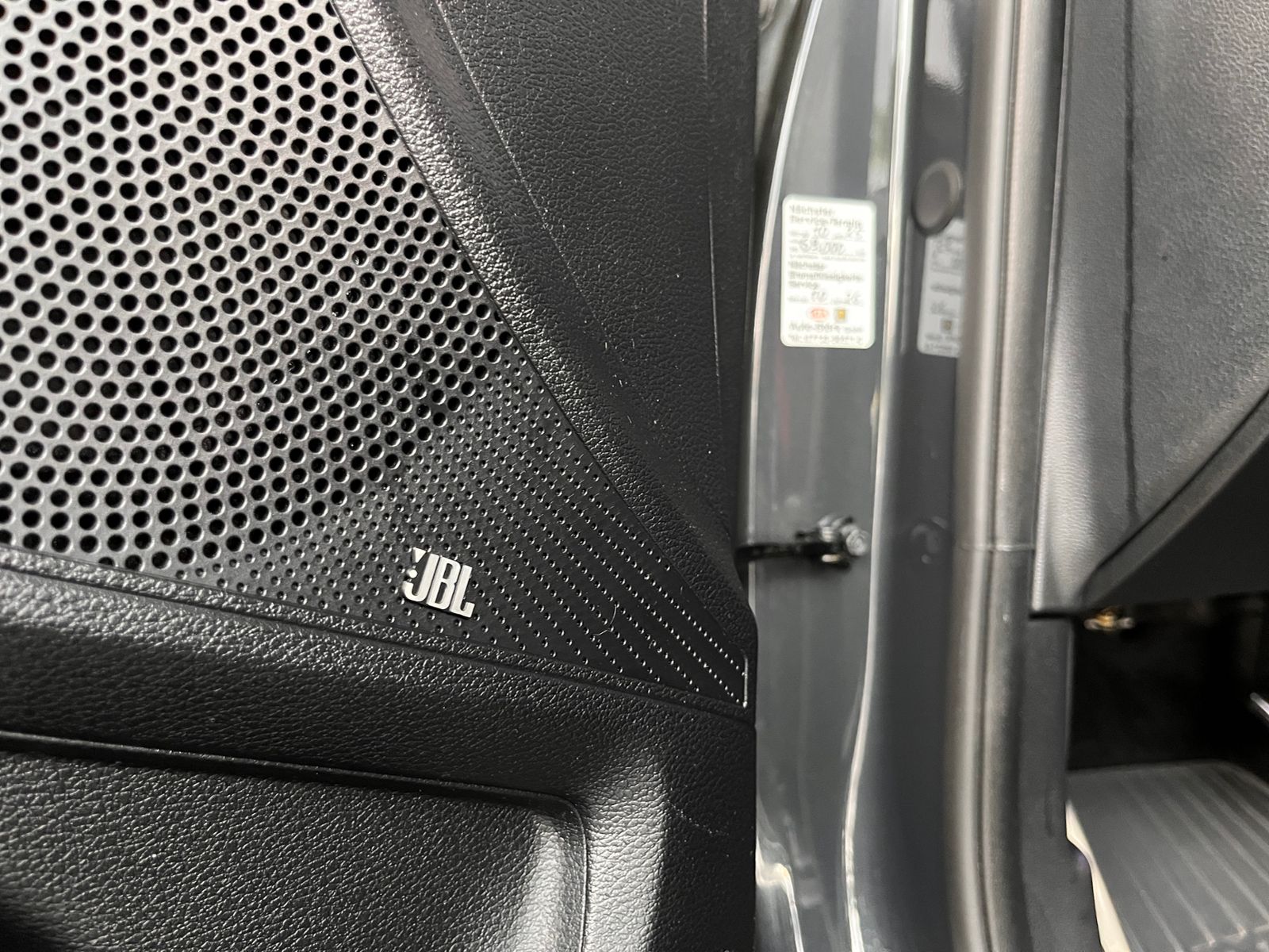 Fahrzeugabbildung Kia ProCeed GT PANO LED NAVI RFK ALU