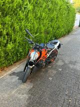 KTM Duke 390 - TÜV und Inspektion neu - KTM DUKE 390