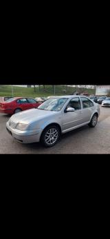 Volkswagen Vw bora 1.6l comfortline - Volkswagen Bora Comfortline mit Benzin-Antrieb