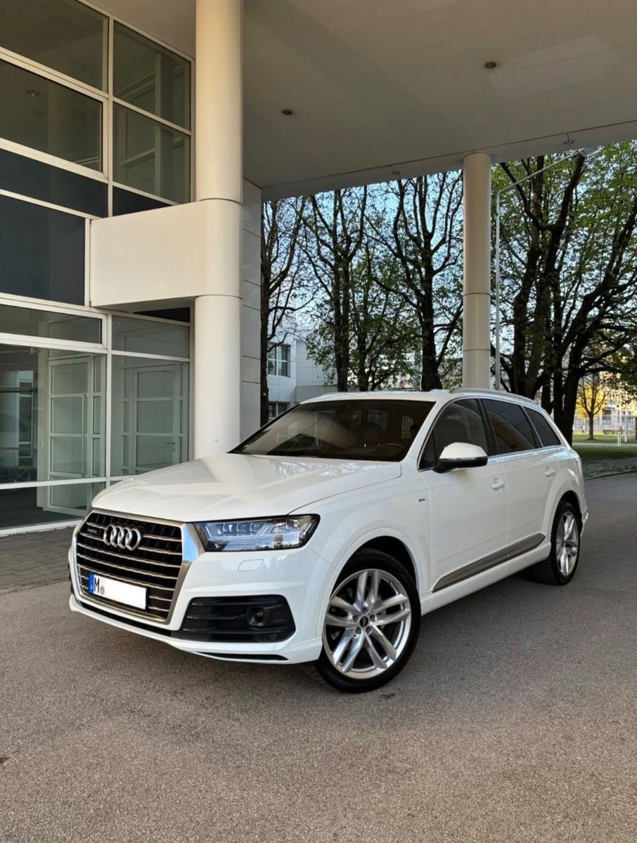 AUDI Audi Q7 3xSline/Matrix/Pano/HuD/Virtual/ACC