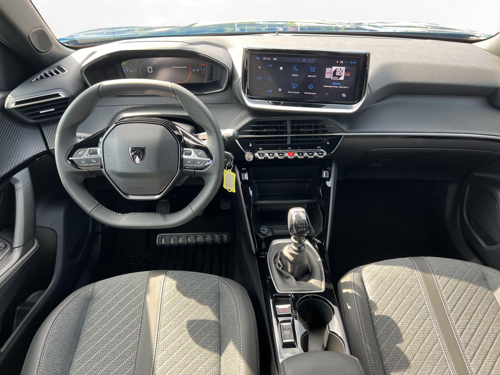 Peugeot 2008 Allure 100 Kamera vorne/hinten PDC Sitzheiz