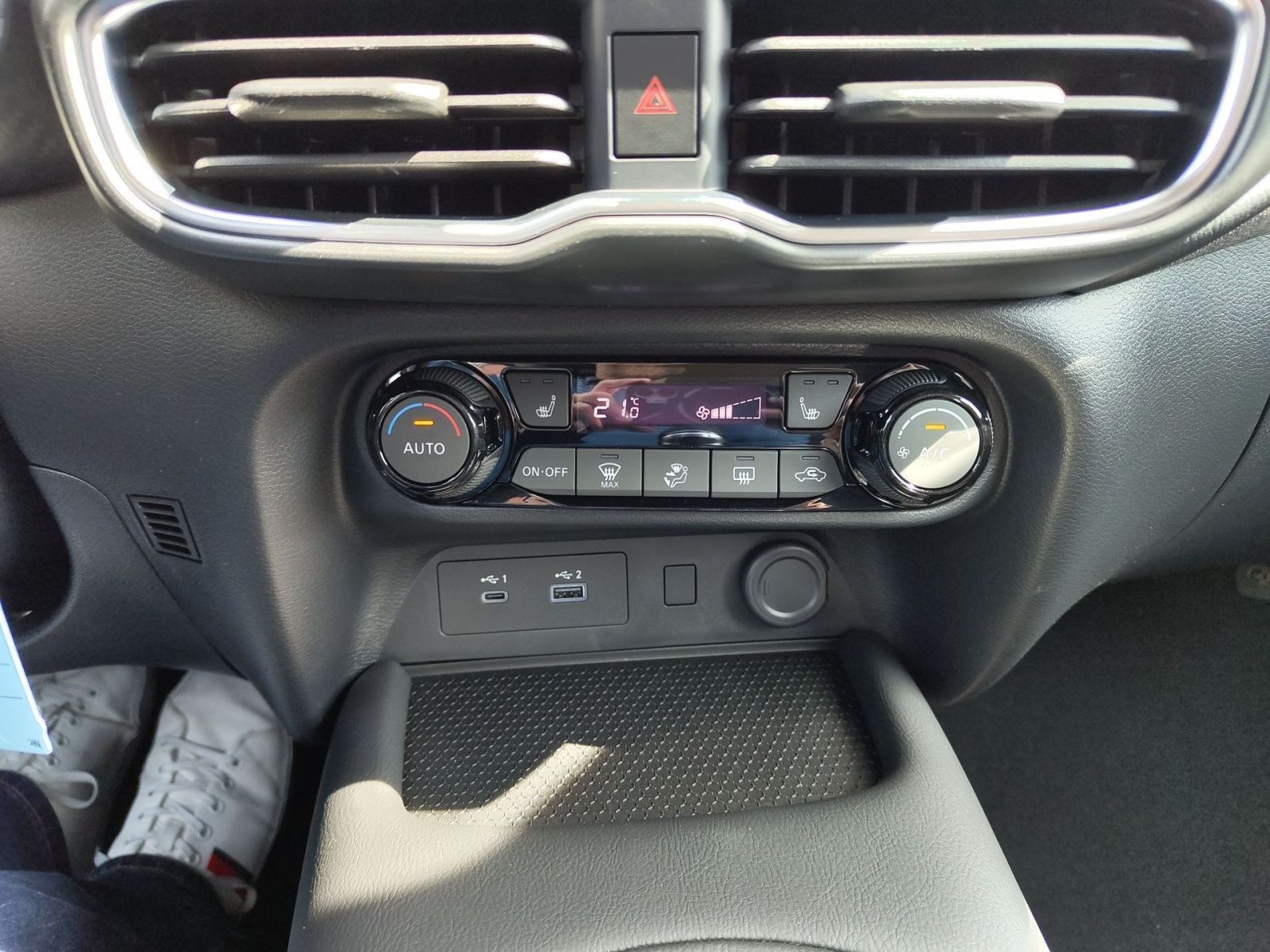 Fahrzeugabbildung Nissan Juke Acenta 114 PS *NAVI*KLIMA*SITZHZG*TEMPOMAT