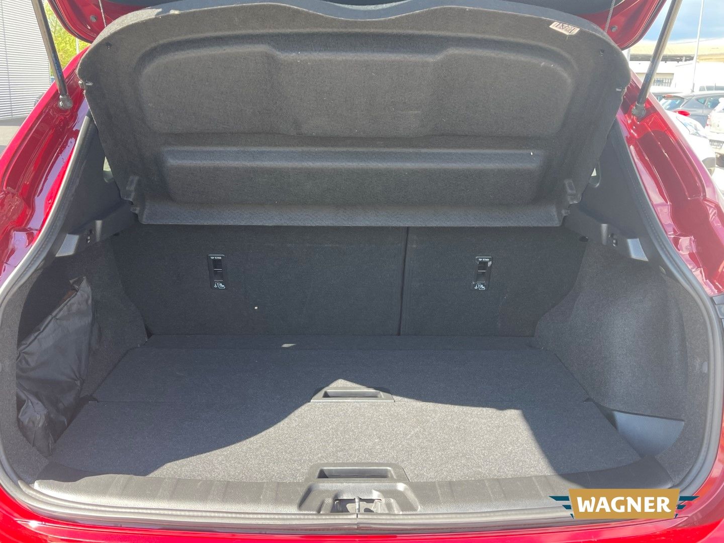 Fahrzeugabbildung Nissan Qashqai N-Connecta 1.3 Automatik