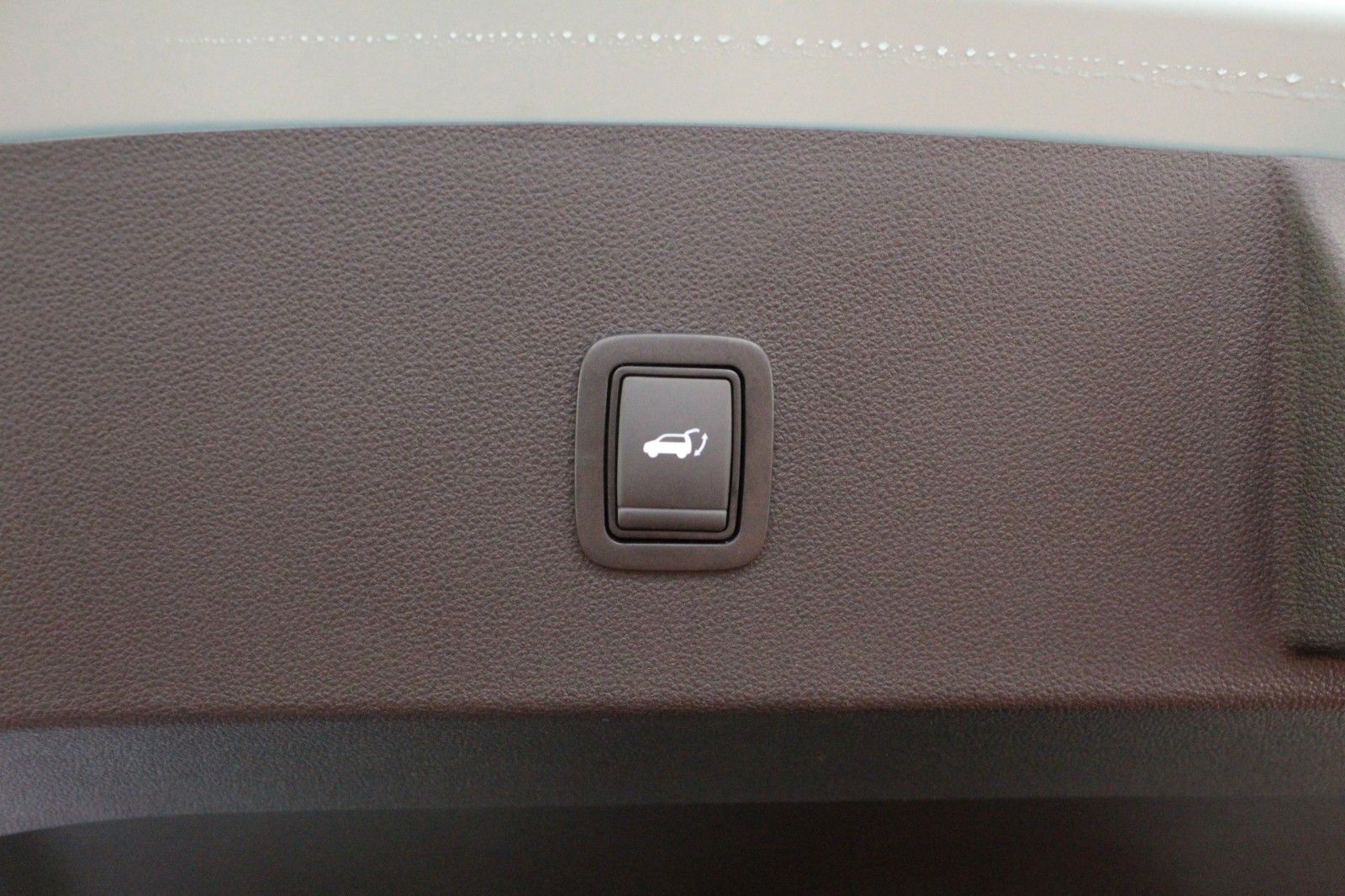 Fahrzeugabbildung Renault R 4 E-Tech 150 Comfort Range Iconic *Vollausst.*