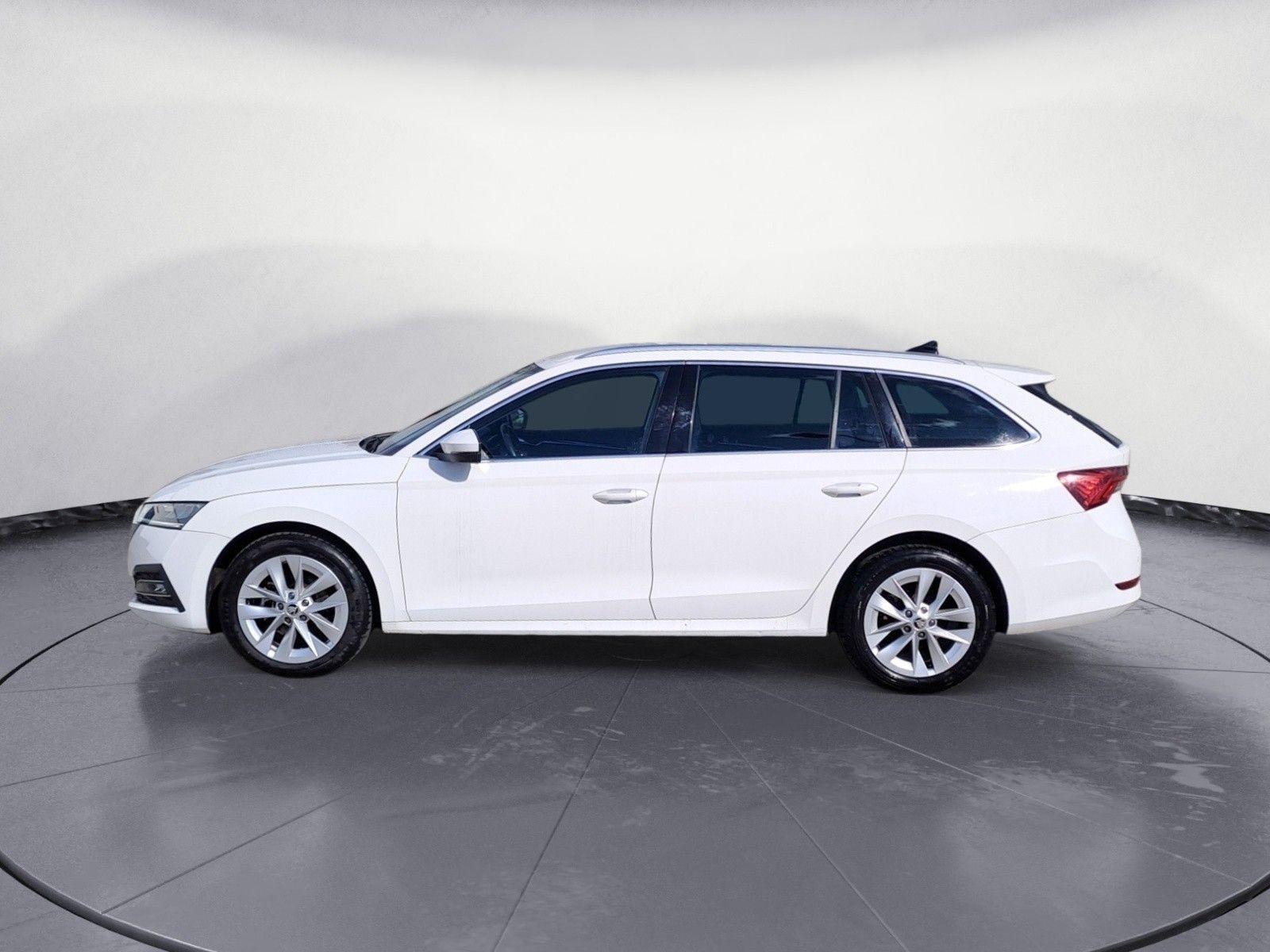 Skoda Octavia Combi 2.0 TDI DSG Style *AHK*NAVI*ACC* *