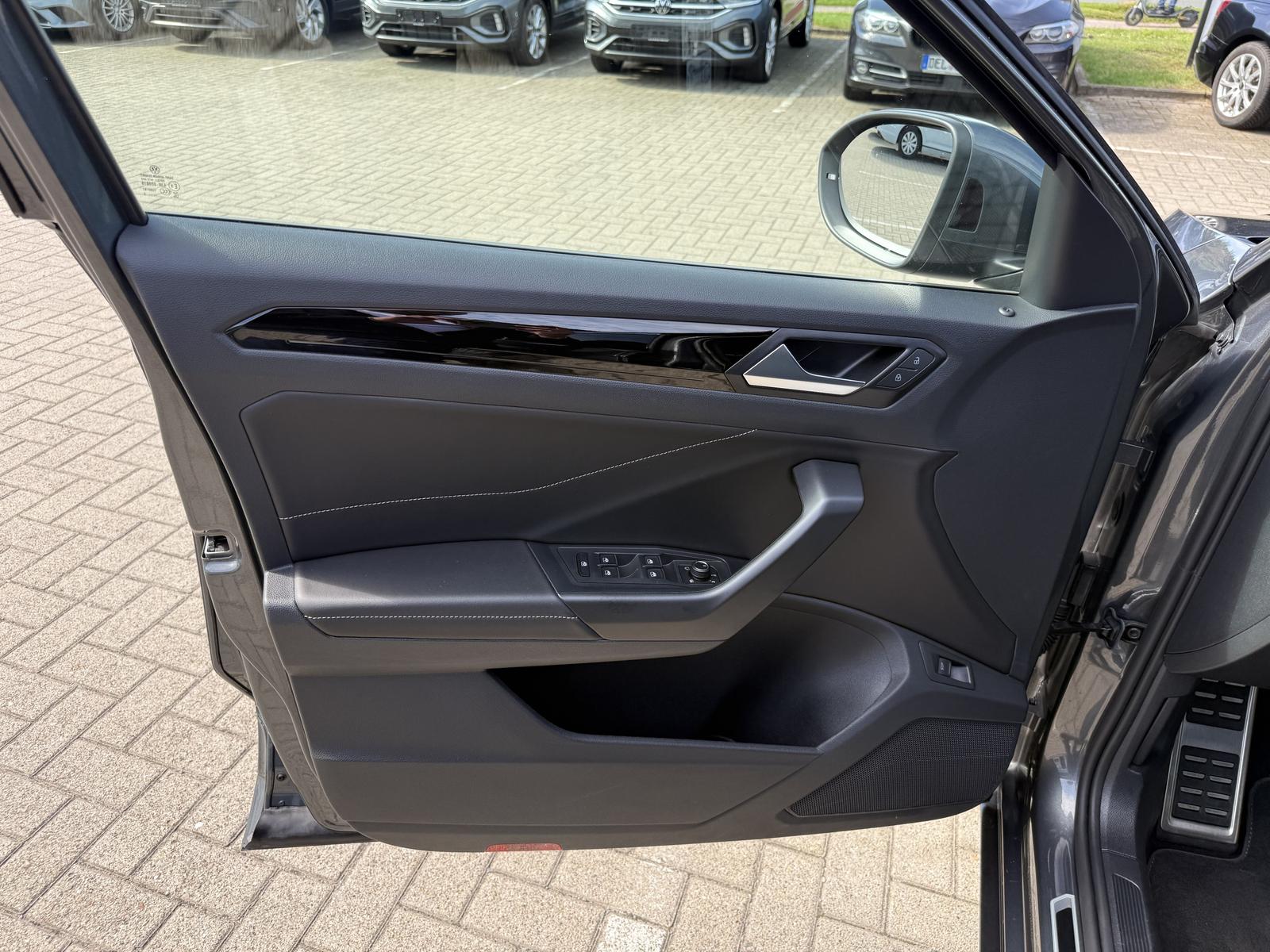 Volkswagen T-Roc R-Line,18-Zoll,IQ-Drive,R.Kam,Kessy,Side., миниатюра 14