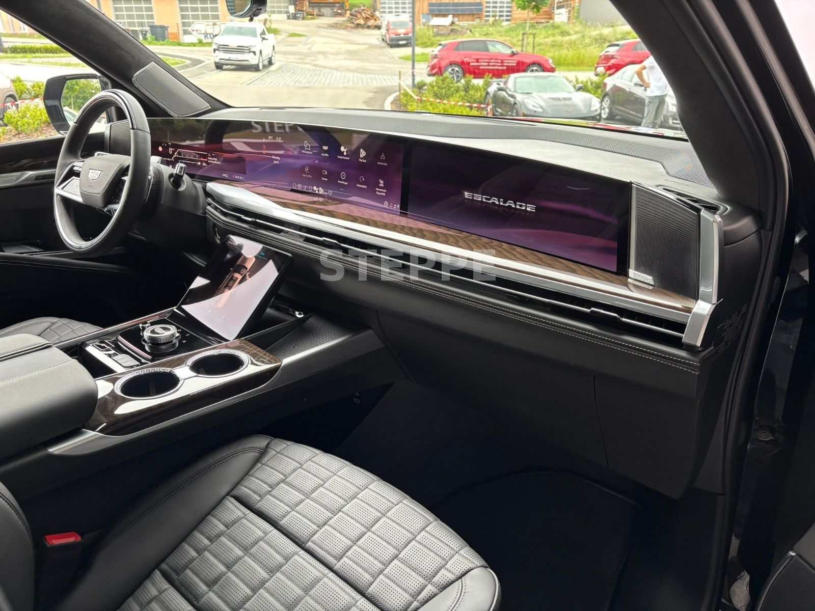 Cadillac Escalade FACELIFT MY25 6.2 V8 ESV Sport Platinum