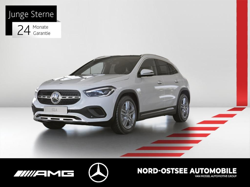 MERCEDES-BENZ GLA 220 d 4M PROGRESSIVE KAMERA PANO HUD NAVI