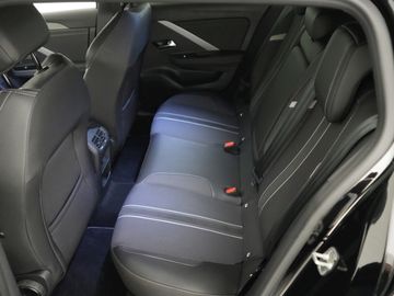 Opel Astra - 11