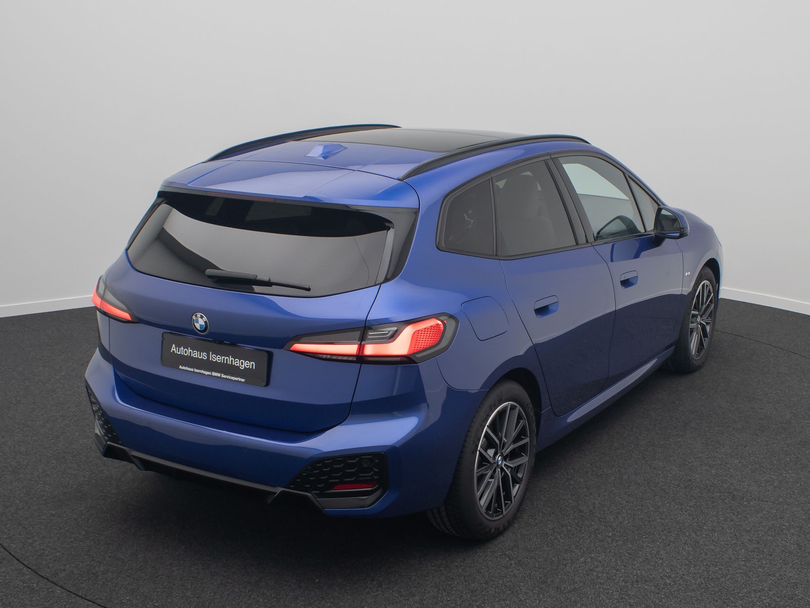 Fahrzeugabbildung BMW 220i Active Tourer M Sport 360° HUD DAB Panorama