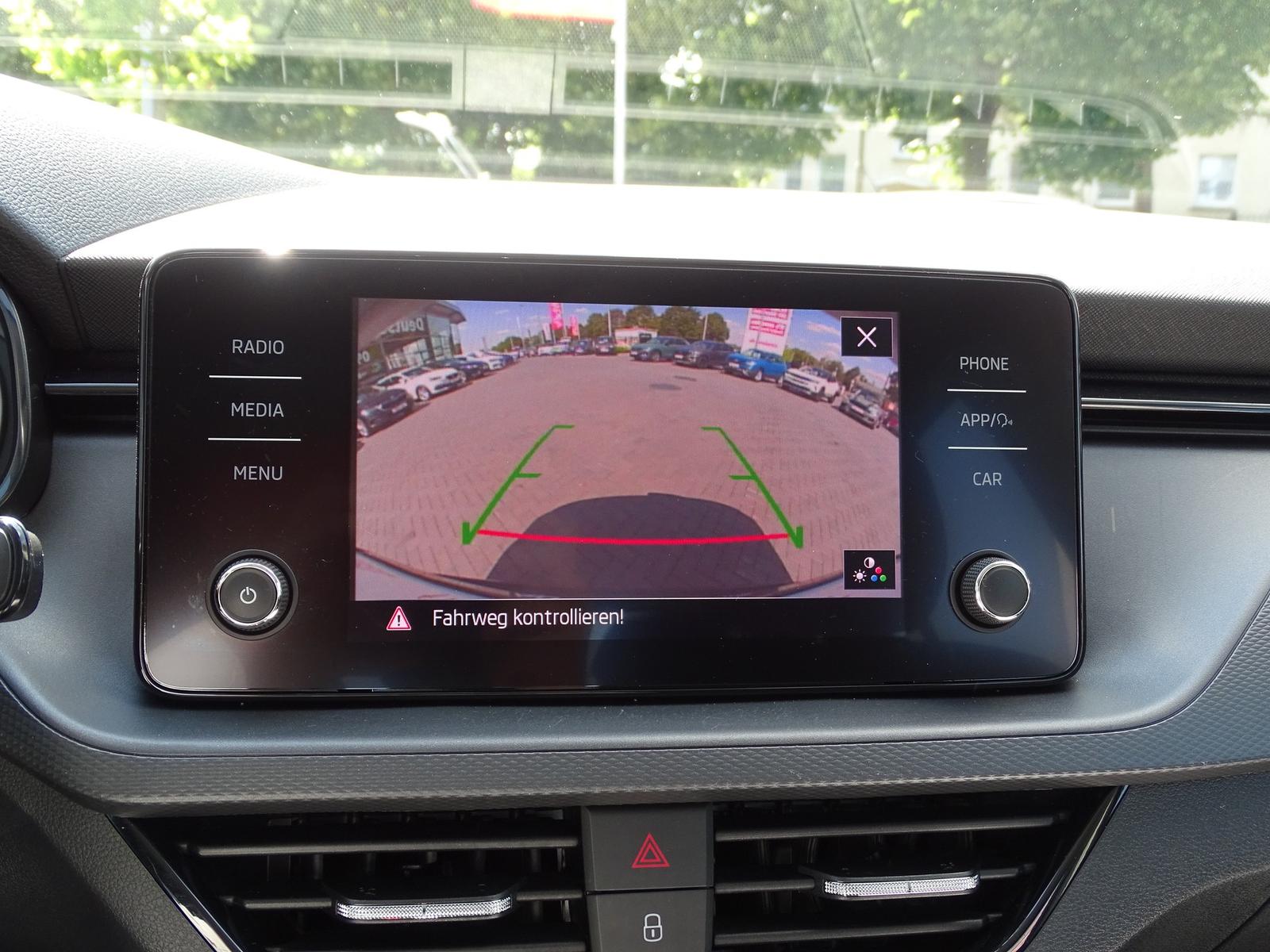 Skoda Kamiq 1.5 TSI Ambition DSG LED Klima ACC Kamera