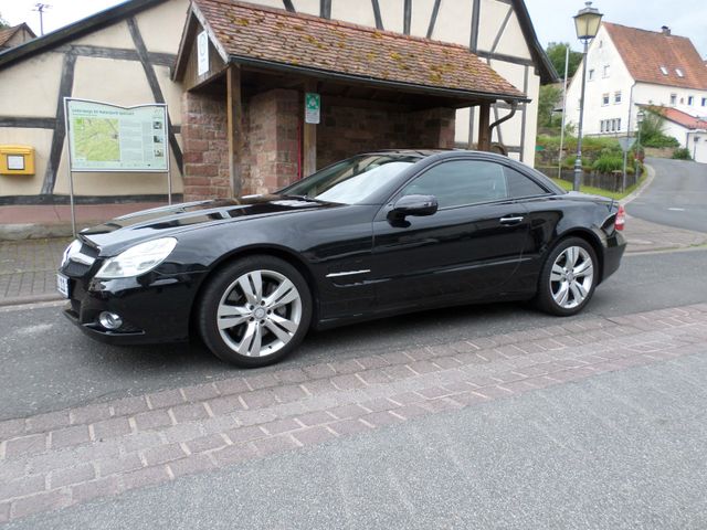 Mercedes-Benz SL 500 Roadster / Cabrio  Leder Navi Top Zustand