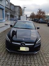 Mercedes-Benz CLA 200 - - Mercedes-Benz CLA-Klasse mit Schiebetür