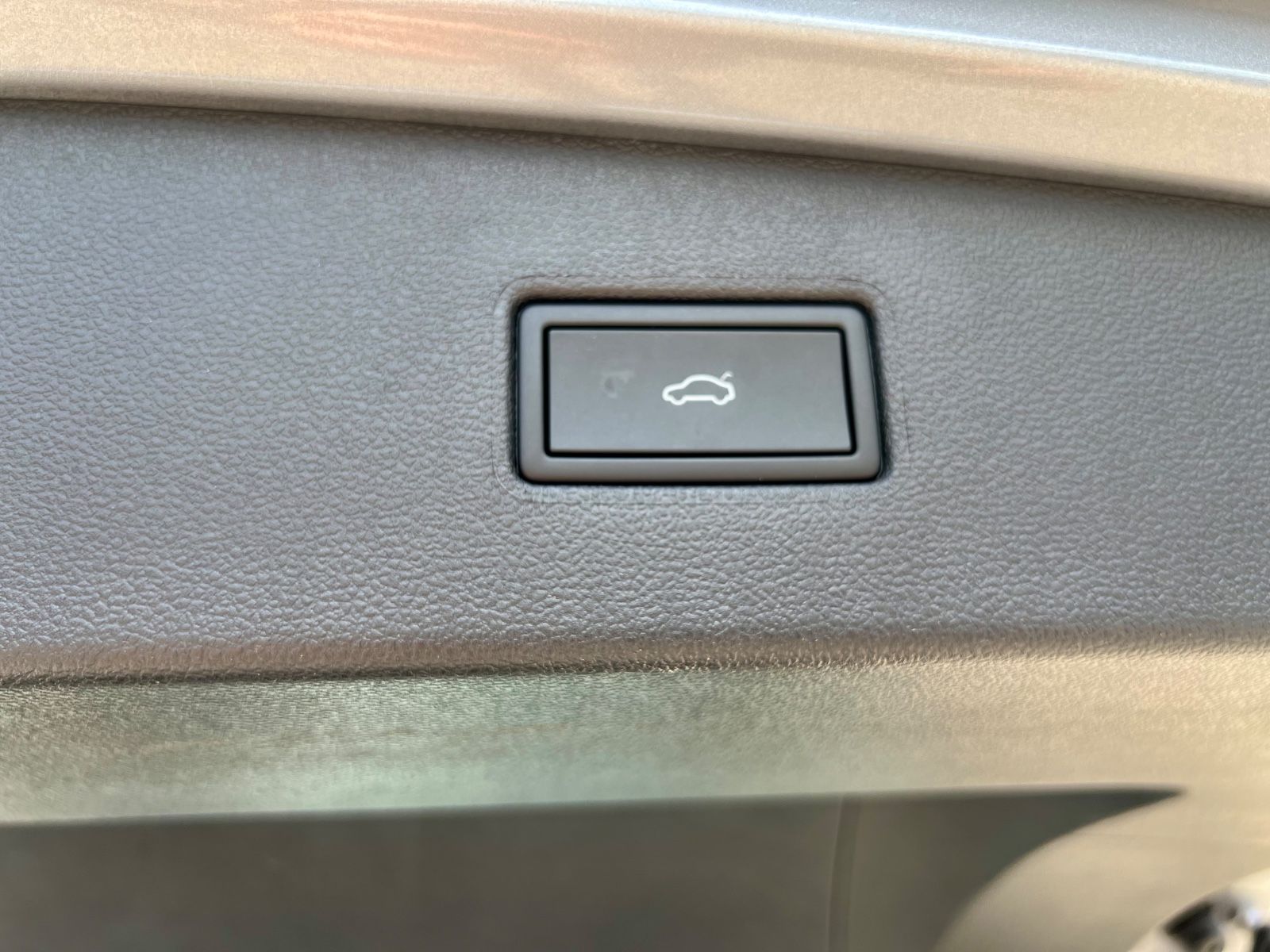 VW Tiguan Allspace Life 7-SITZE AAC NAVI GZJR