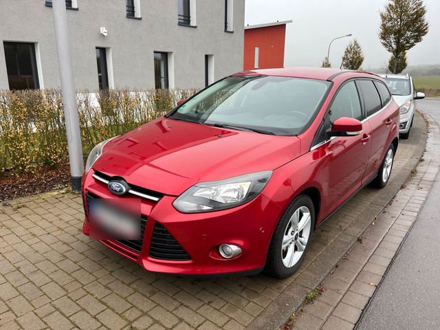 Ford Focus 1.0 Eco Boost TÜV Neu gepflegte...