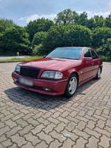 Mercedes-Benz Mercedes Benz C220  Sport..AMG  Paket  ab ... - Mercedes-Benz C 220 mit Benzin-Antrieb: Limousine