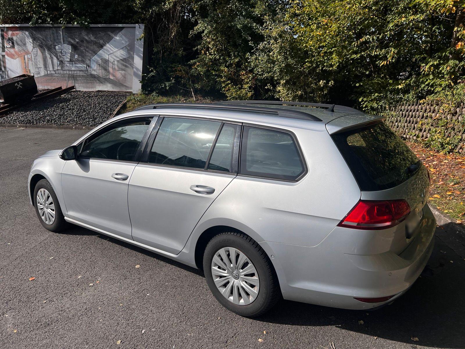 Volkswagen Golf 2014 — engine 82 HP (60kW)