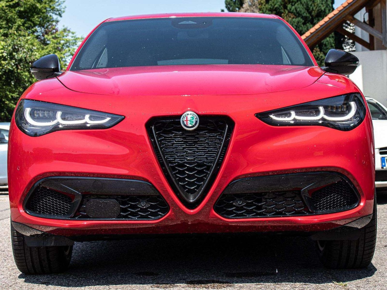 Fahrzeugabbildung Alfa Romeo Stelvio MY24 Intensa 2.0T AT8 Q4