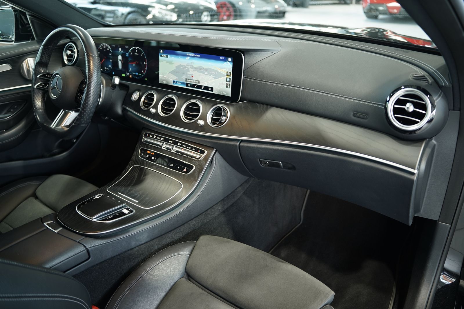 Mercedes Benz E 300