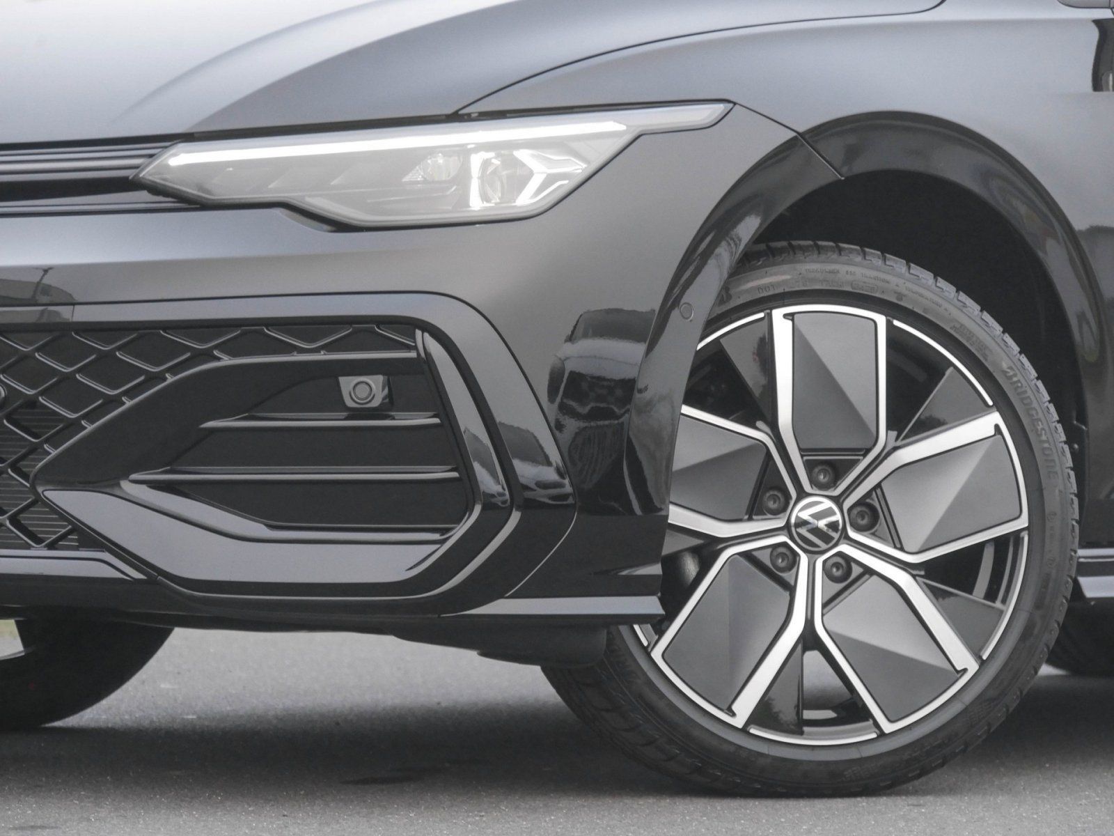 Volkswagen Golf - Bild 5