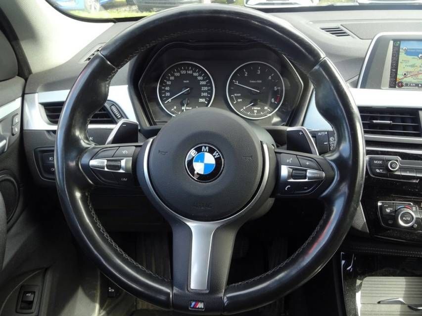 Fahrzeugabbildung BMW X1 xDrive 20d  Allrad Automatik Sport Line AHK