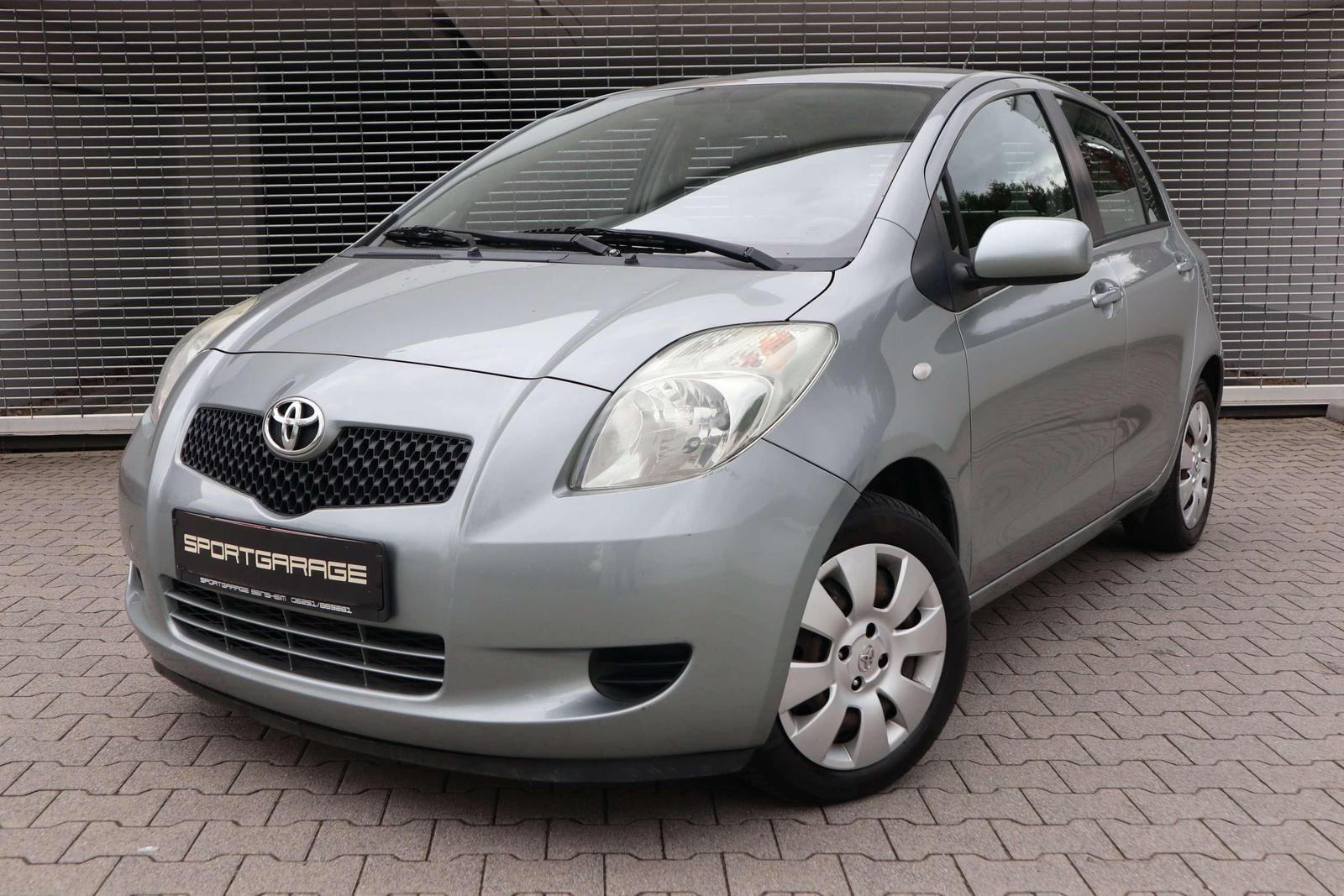 Toyota Yaris Sol Automatik Klima PDC Allwetter
