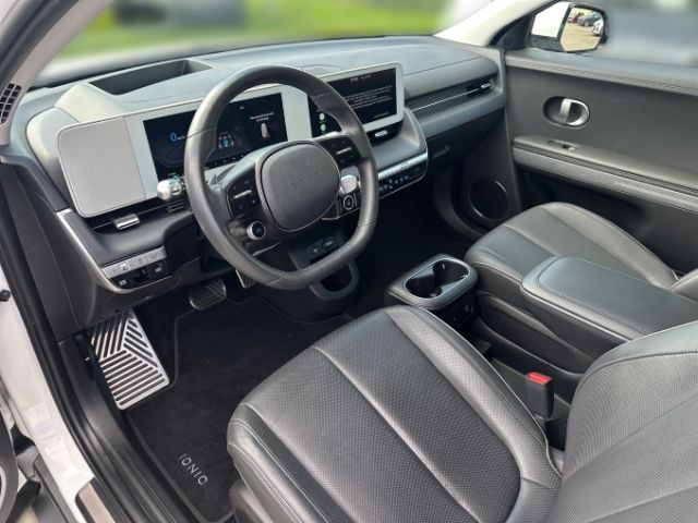 Fahrzeugabbildung Hyundai IONIQ 5 Allradantrieb 58kWh  UNIQ-Paket+Assisten