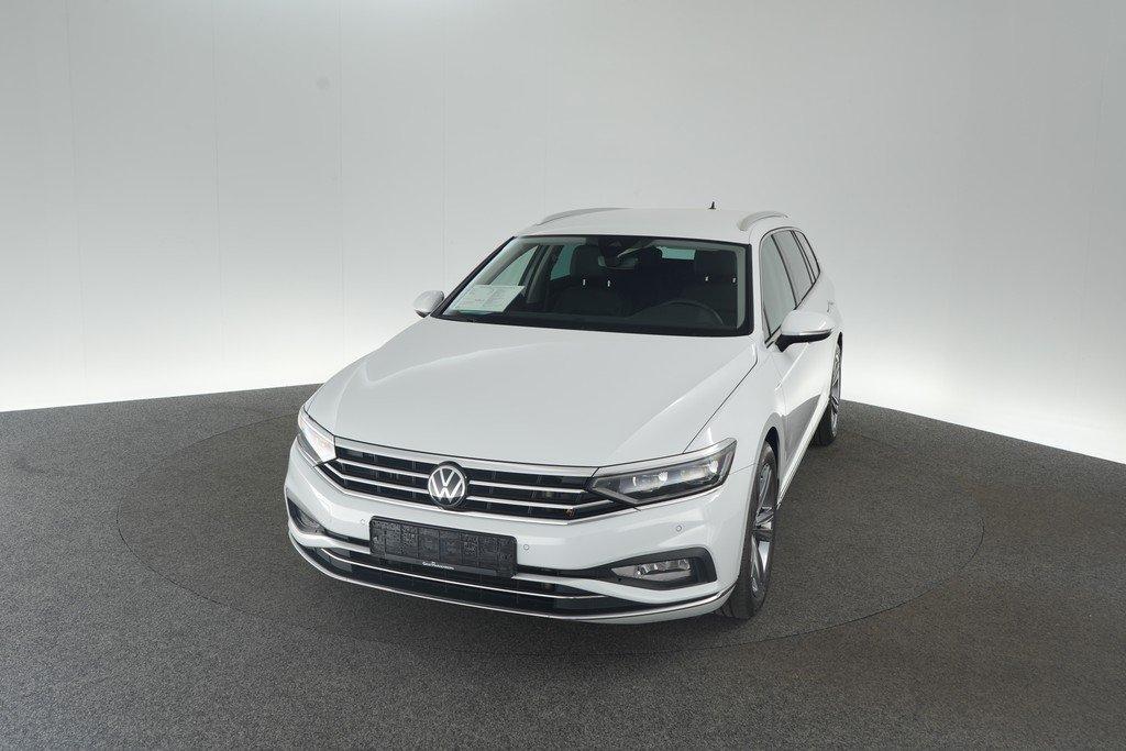 Volkswagen Passat Variant 2.0 TDI DSG Elegance AHK IQ.LIGHT
