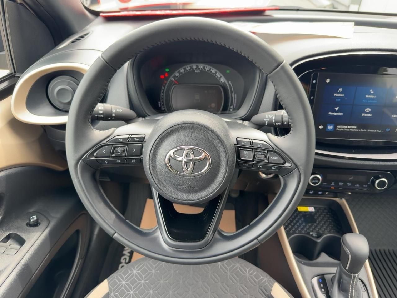 Fahrzeugabbildung Toyota Aygo X 1,0 Pulse *LED+CAM+SHZ+PDC+Navi *