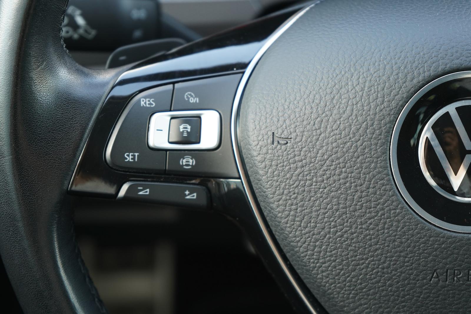 Volkswagen Touran 1.5 TSI Active DSG 7-Sitzer Navi ACC PDC, миниатюра 12