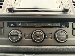 Fahrzeugabbildung Volkswagen T6 Multivan 4Motion ACC Kamera Navi Sitzheizung