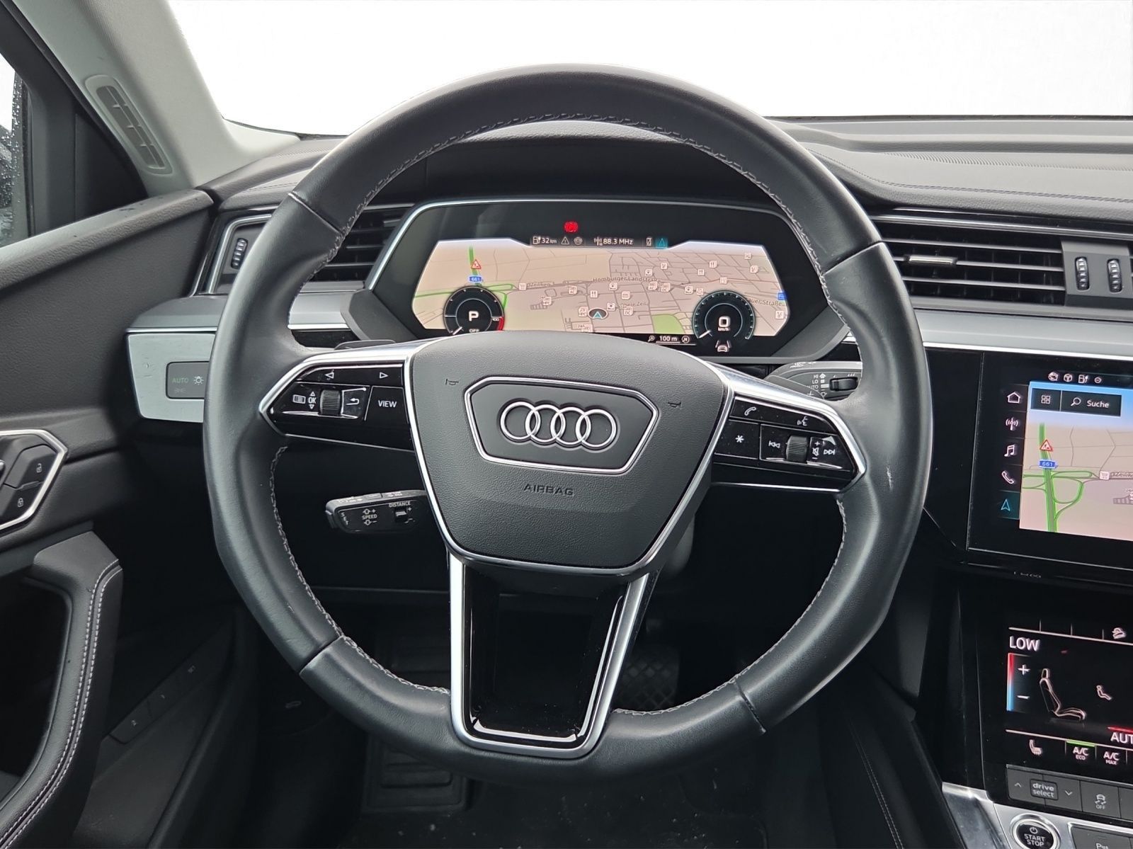 Audi Q8 e-tron - Bild 8