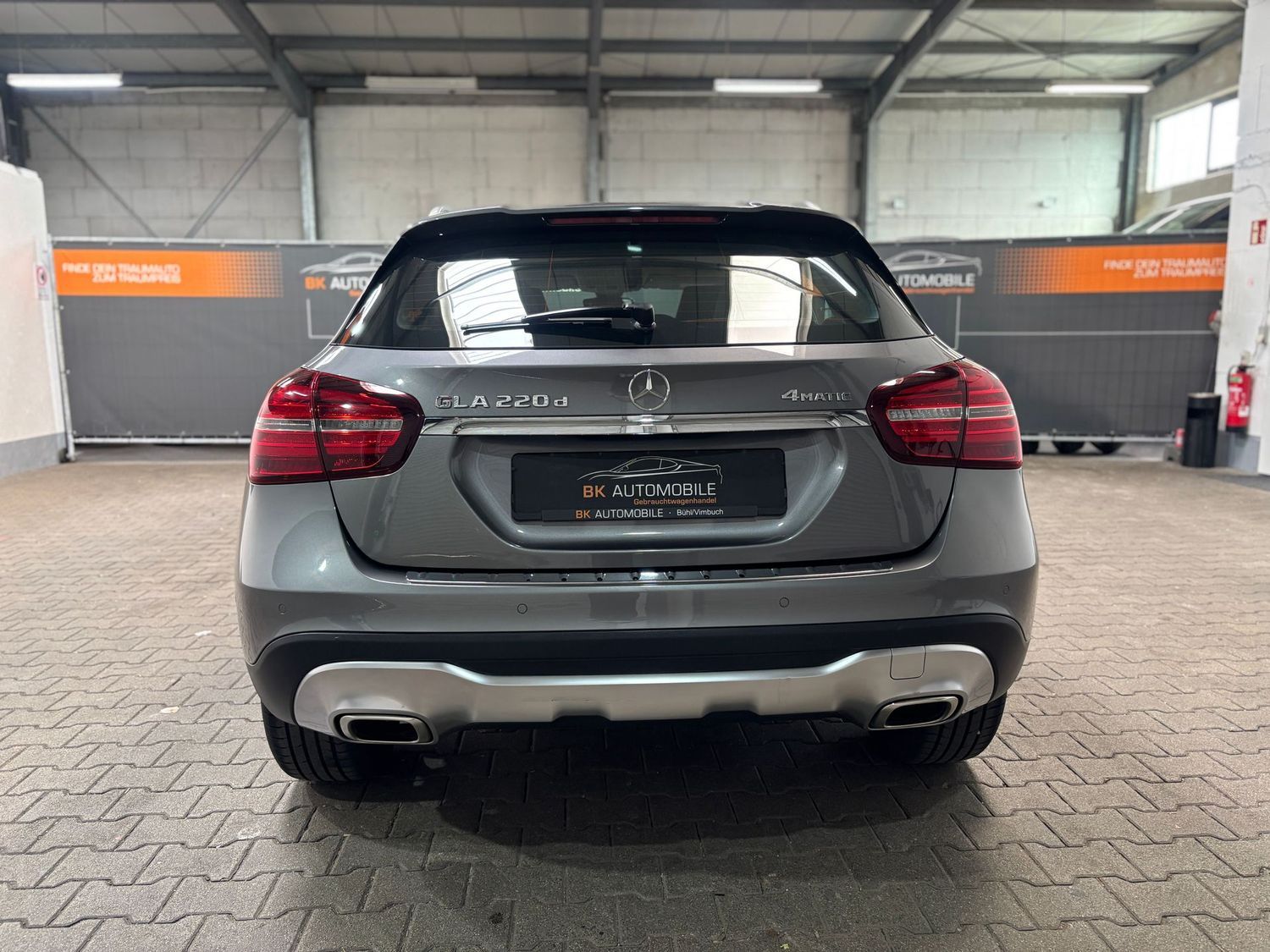 Fahrzeugabbildung Mercedes-Benz GLA 220 4 Matic#Klima#Navi#PDC