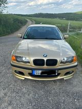 BMW 320i e46 LightGelb - BMW 320 aus 2001: 320i