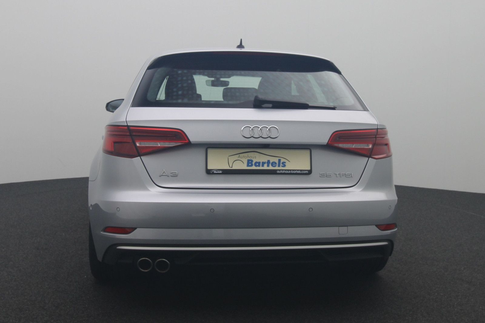 Fahrzeugabbildung Audi A3 Sportback 35 TFSI Sport S-Line