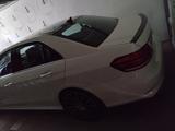 Mercedes-Benz E 500 4MATIC AVANTGARDE AVANTGARDE - Mercedes-Benz E 500: 4matic