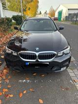 BMW 118d Touring - BMW 1er Reihe mit Diesel-Antrieb: Kombi, Automatik