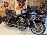 Harley-Davidson FLHRC Road King Classic - HARLEY-DAVIDSON ROAD KING