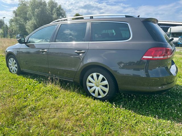 Volkswagen Passat Variant Trendline BlueMotion — Bild 3